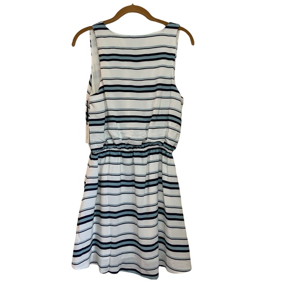 Lovers + Friends Dreamland Blouson Dress size S NWT - Picture 3 of 9